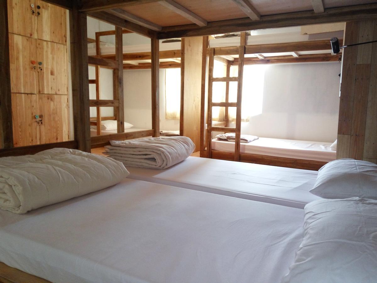 Tani Jiwo Hostel Diyeng Eksteriør billede