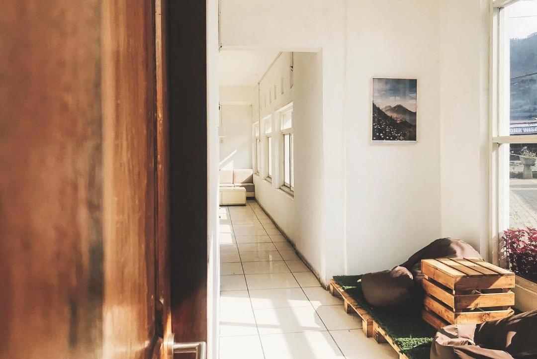 Tani Jiwo Hostel Diyeng Eksteriør billede